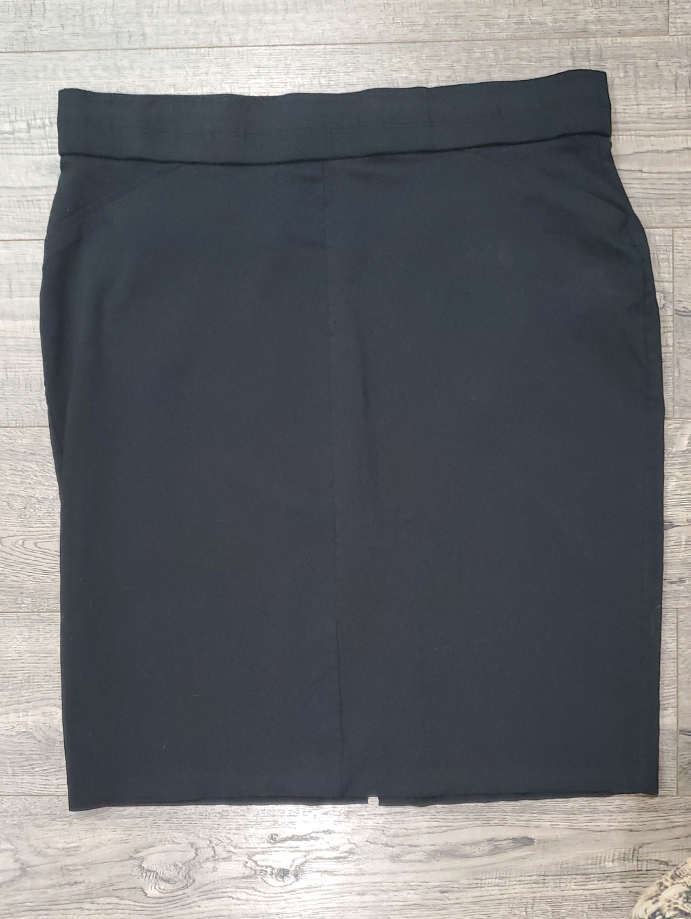 Sleek Black Women's Pencil Skirt